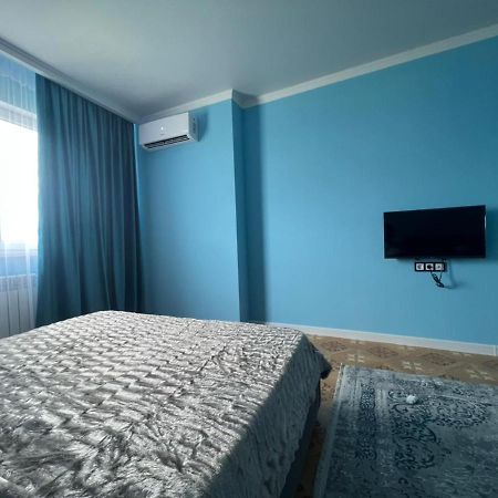 1 Комнатная Квартира В 15 Минутах От Аэропорта Almaty Exterior foto